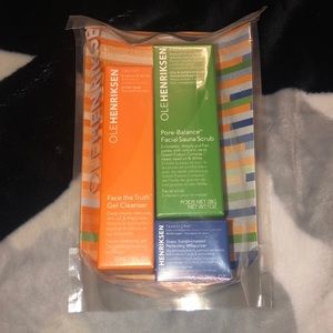 ole henriksen trial set